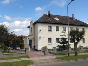 Apartment in Bad Doberan mit Garten - Bartenshagen-Parkentin