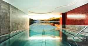 Hotel Dorfstadl - 4-star hotels in Kappl