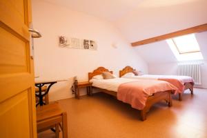 Appart'hotels Auberge de Motz : Chambre Quadruple