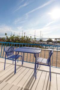 Hotels Hotel La Reine Jane : Chambre Double avec Balcon - Premier Étage - Vue sur Mer