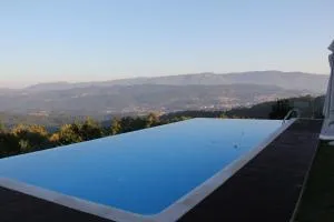 Paço da Torre de Figueiredo das Donas - Queira