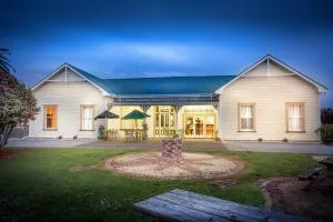 Karamea Village Hotel - Sedonville