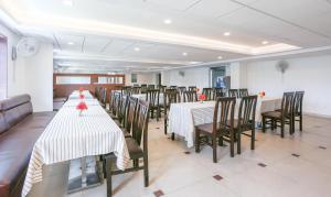 Treebo Premium Akshaya Mahal Inn