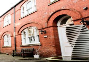 Princes Dock Chambers 3