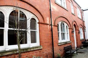 Princes Dock Chambers 3