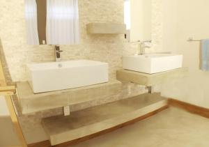 Point Village Accommodation - Santos 6162