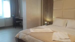 Deluxe Double Room with Extra Bed room in Guesthouse Nikolić