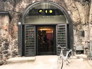 艾可旅舍 - 卡塔尼亚