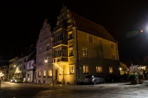 Hotels Hotel La Couronne : photos des chambres