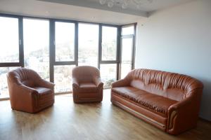 Grand View Apartment