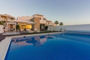 Villa White Whale