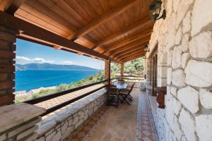 Luxury Stone Apartments Kefalloniá Greece