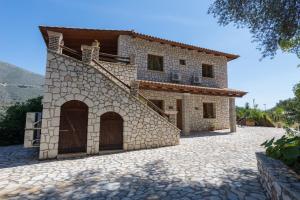 Luxury Stone Apartments Kefalloniá Greece