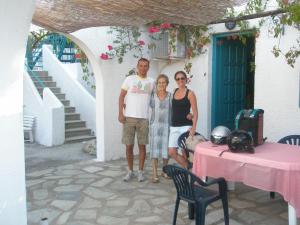 Manos Apartments Skopelos Greece