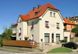 Pension Ingrid - Капліце