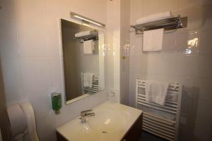 Hotels Best Western Hotel des Barolles - Lyon Sud : photos des chambres