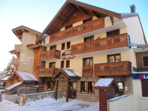 Hotel Les Bruyères photo 18