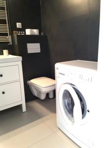 White Swan Apartment