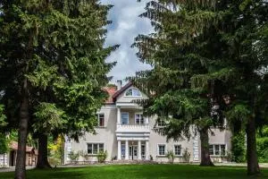 Dwór w Odonowie - Radziemiec