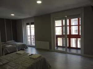 Pensión La Bilbaina - Albergue Logroño - Cripán