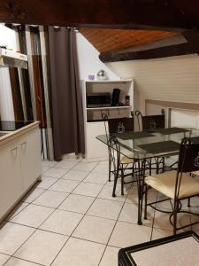 Appartements Appartement Carnus Rodez : photos des chambres