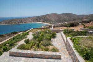 Villa Meltemi Irakleia-Island Greece