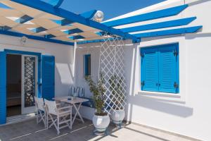 Villa Meltemi Irakleia-Island Greece