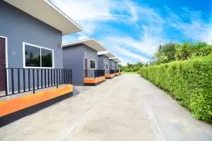 Family House Resort - Ban Seng Choi