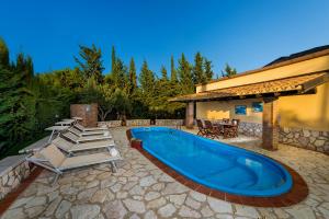 Villa Eden con piscina a Scopello