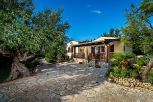 Villa Eden con piscina a Scopello