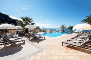 Sea Breeze Hotel & Apartments Corfu Greece