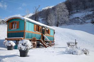 Maisons d'hotes Roulottes Montagne Pyrenees : photos des chambres