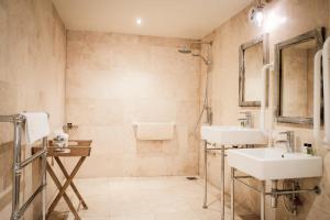Classic Double Room room in The White Buck