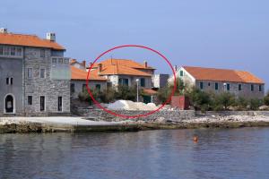 Apartments by the sea Postira, Brac - 2888