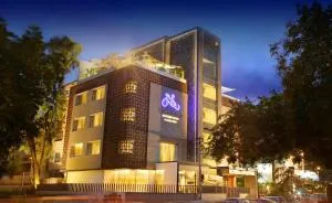 The Royale Senate Race Course, Bangalore - Бангалор