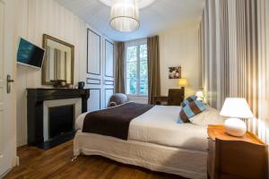 Hotels Hotel Val De Loire : photos des chambres