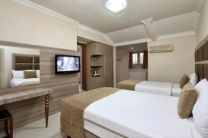 Standard Family Room room in Seckin Hotel