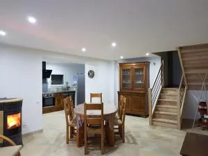 Le Perron - Lézigneux