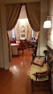 Hotels Hotel Cardinal : photos des chambres