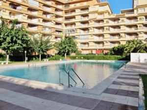 Playa Gandia, Iris, piscina AA y WiFi
