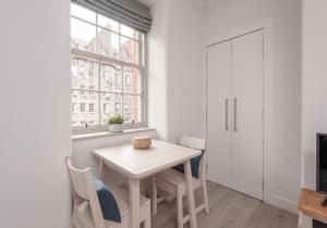 Ladystairs 2 Royal Mile