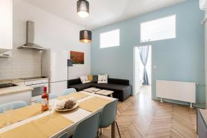 Synagogue view residence