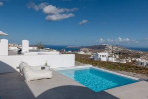 Sandy & Salty Villas Santorini Greece