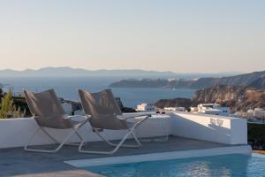 Sandy & Salty Villas Santorini Greece