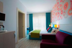 Superior Room room in Ramada Resort Side
