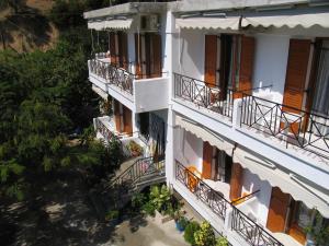 NIKIS ROOMS Alonissos Greece