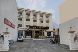 Hotel The Royal Krishna