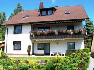 Apartement Ferienwohnung Haus der vielen Kräuter Fichtelberg Saksamaa