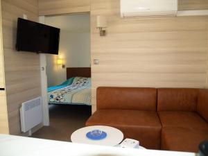 Campings Camping les Cigales : photos des chambres