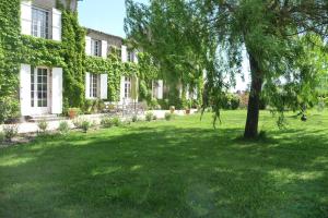 B&B / Chambres d'hotes Domaine de la Queyssie : photos des chambres